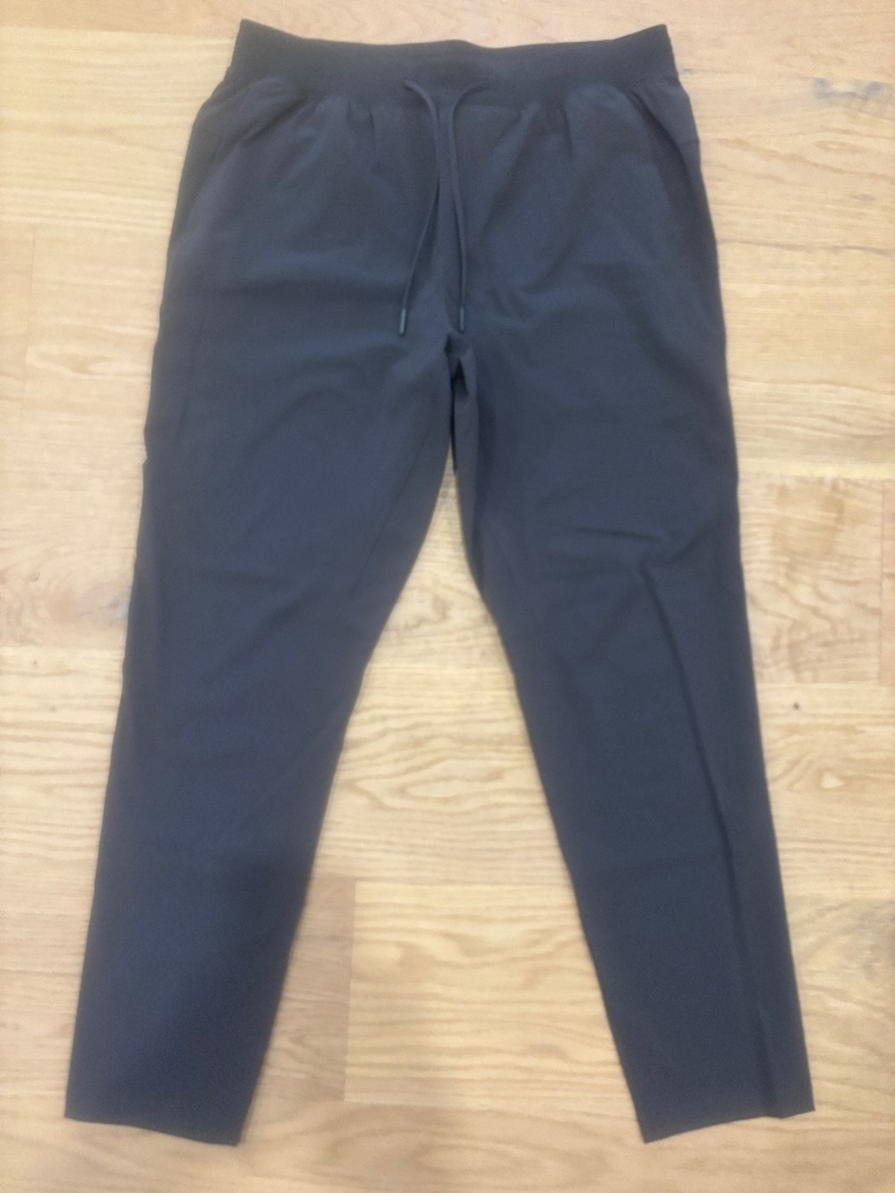 Lululemon Zeroed in Slim Fit pants - Large